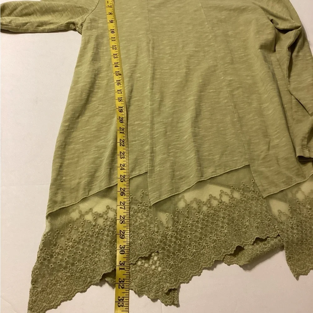 Soft Surroundings Asymmetrical Long Sleeve Lace Size Medium - Picture 8 of 13